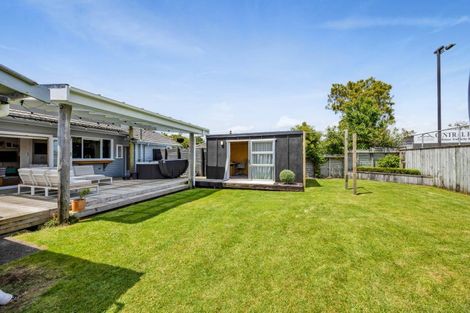 Photo of property in 9 Omata Road, Westown, New Plymouth, 4310
