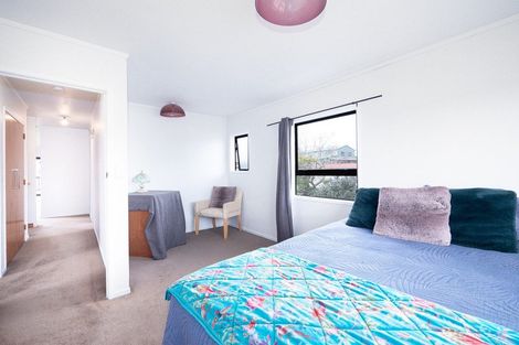 Photo of property in 75 Yorke Road, Haruru, 0204