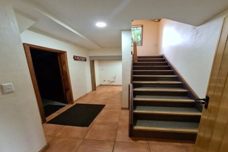 Photo of property in 9 Lindaver Grove, Merrilands, New Plymouth, 4312