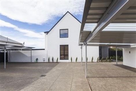 Photo of property in 1036e Colombo Street, St Albans, Christchurch, 8014