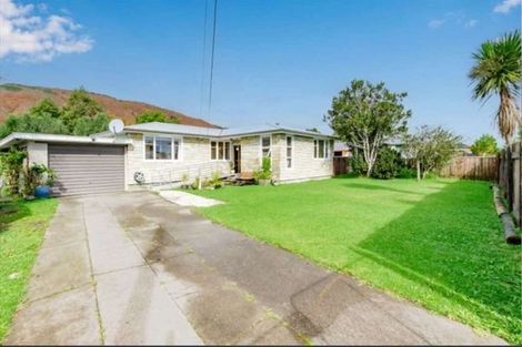 Photo of property in 14 Buckley Grove, Paraparaumu, 5032