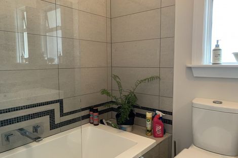 Photo of property in 2 Svenson Road, Waipukurau, 4200