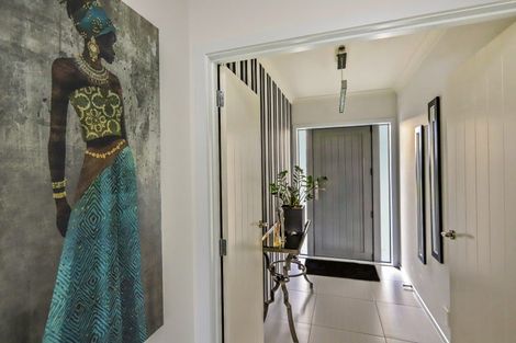 Photo of property in 9 Ohau Place, Poraiti, Napier, 4112