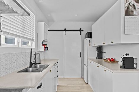 Photo of property in 28 Kotuku Place, Tokoroa, 3420