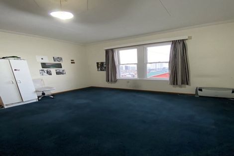 Photo of property in 41u2 Home Street, Mount Victoria, Wellington, 6011