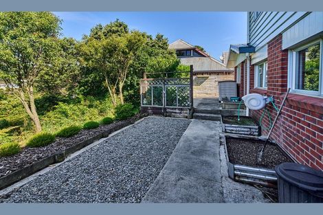 Photo of property in 17 Rembrandt Avenue, Tawa, Wellington, 5028
