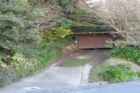 Photo of property in 26 Lyndfield Lane, Newlands, Wellington, 6037