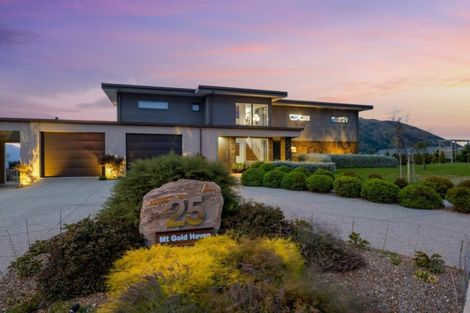 Photo of property in 25 Mount Gold Place, Wanaka, 9305