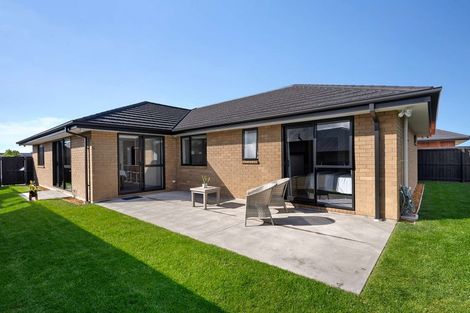 Photo of property in 7 Selfe Crescent, Burwood, Christchurch, 8083