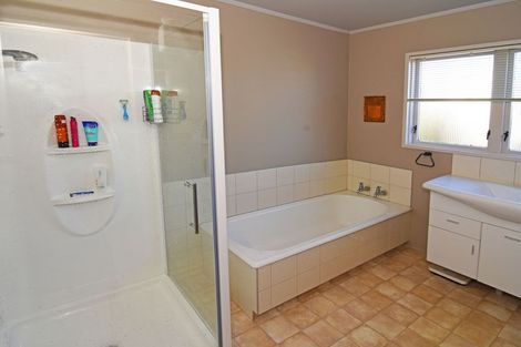 Photo of property in 28 Third Street, Lansdowne, Masterton, 5810