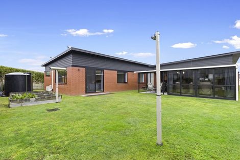 Photo of property in 17 Meadowview Drive, Morrinsville, 3300