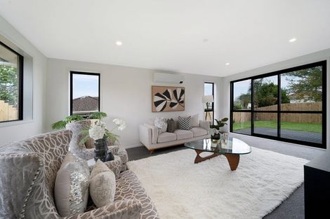 Photo of property in 8a Strid Road, Te Atatu South, Auckland, 0610