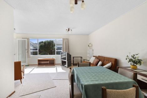 Photo of property in 79f3 Rotherham Terrace, Miramar, Wellington, 6022
