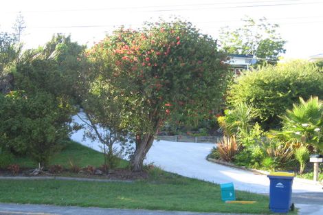 Photo of property in 2/58 Glencoe Road, Browns Bay, Auckland, 0630