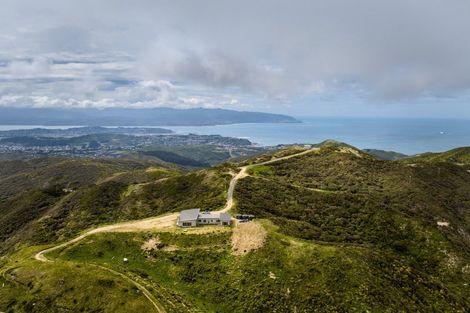 Photo of property in Long Gully, 380 Hawkins Hill Road, Brooklyn, Wellington, 6021