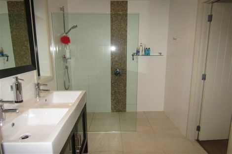 Photo of property in 136 Upper Harbour Drive, Greenhithe, Auckland, 0632