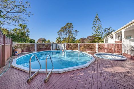 Photo of property in 7 Metric Place, Te Atatu South, Auckland, 0610