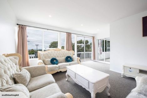 Photo of property in 51 Colwill Road, Massey, Auckland, 0614