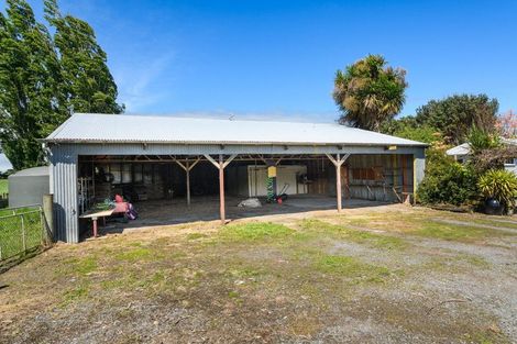 Photo of property in 991 Parewanui Road, Parewanui, Bulls, 4894