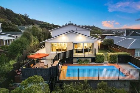 Photo of property in 11 Spinnaker Drive, Whitby, Porirua, 5024