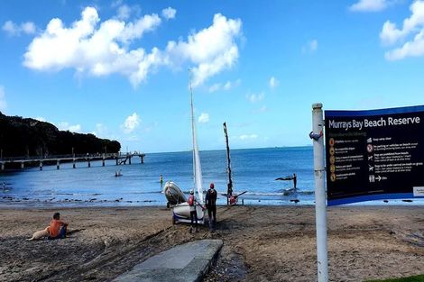 Photo of property in 1/38 Gulf View Road, Murrays Bay, Auckland, 0630