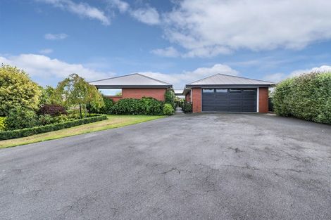 Photo of property in 11 Stanwood Grove, Darfield, 7510