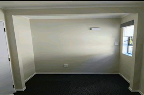 Photo of property in 11 Langwell Place, Papakowhai, Porirua, 5024