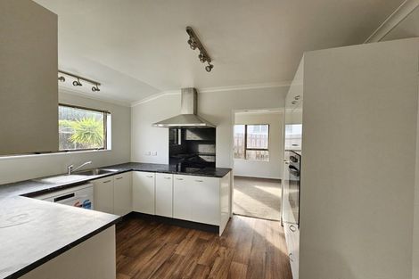 Photo of property in 15 Staithes Drive North, Whitby, Porirua, 5024
