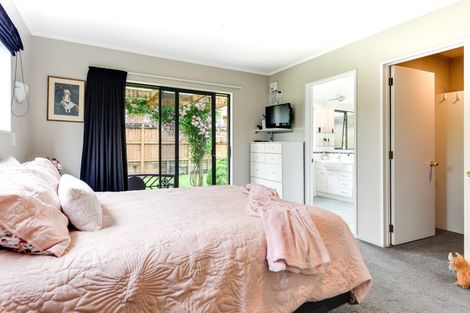 Photo of property in 57 Ayrshire Drive, Grandview Heights, Hamilton, 3200