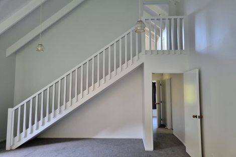 Photo of property in 54f2 Hungerford Road, Houghton Bay, Wellington, 6023