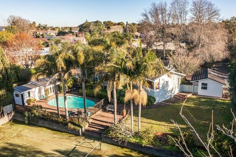 Photo of property in 81 Sunnybrae Road, Hillcrest, Auckland, 0627