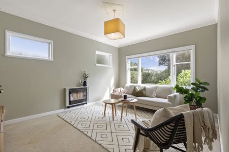 Photo of property in 74 Para Street, Miramar, Wellington, 6022