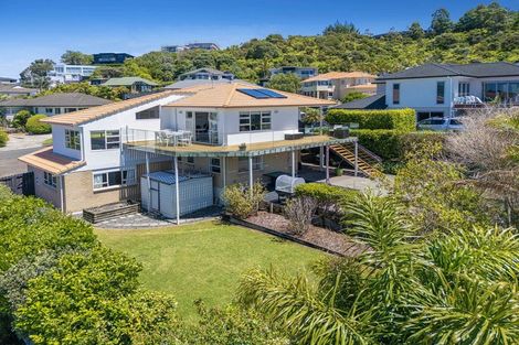 Photo of property in 56 Waldorf Crescent, Orewa, 0931
