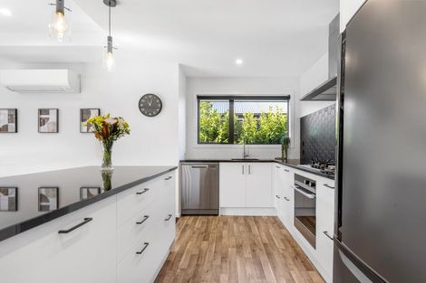 Photo of property in 5 Little Gem Road, Hornby, Christchurch, 8025