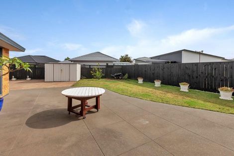 Photo of property in 7 Kihi Place, Ruakaka, 0116