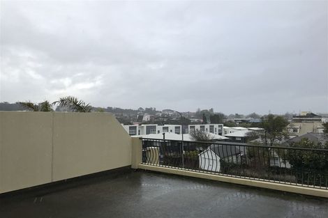 Photo of property in 1u2 Palmerston Street, Hamilton Central, Hamilton, 3204