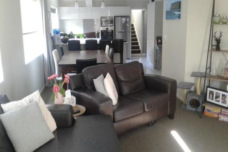 Photo of property in 7a Madeira Close, Whitby, Porirua, 5024