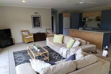Photo of property in 8 Scoresby Street, Opua, 0200