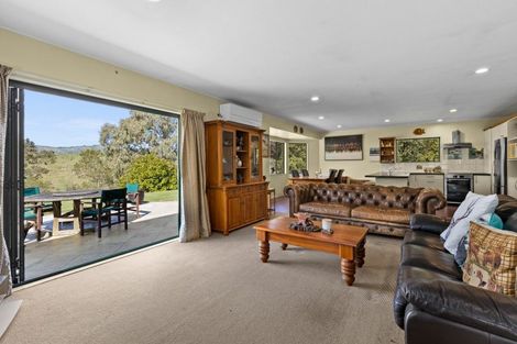 Photo of property in 222 Mackenzie Road, Kahuranaki, Havelock North, 4295
