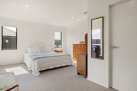 Photo of property in 22 Rose Leigh Drive, Cambridge, 3434