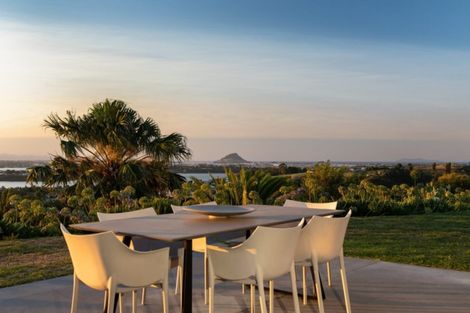 Photo of property in 7r Estates Terrace, Welcome Bay, Tauranga, 3175