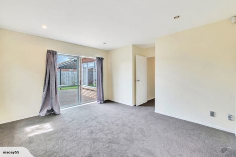 Photo of property in 9 Maadi Place, Papakura, 2110