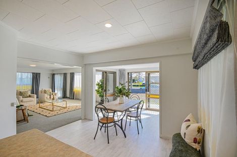 Photo of property in 3 Russell Street, Waipukurau, 4200