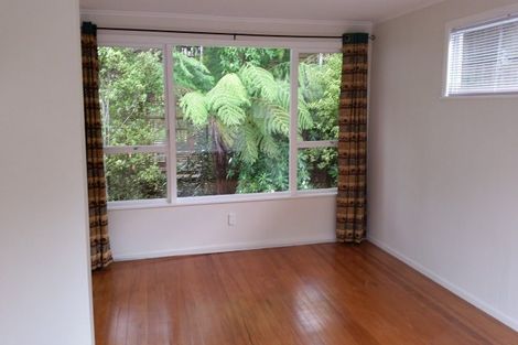 Photo of property in 590 East Coast Road, Pinehill, Auckland, 0630
