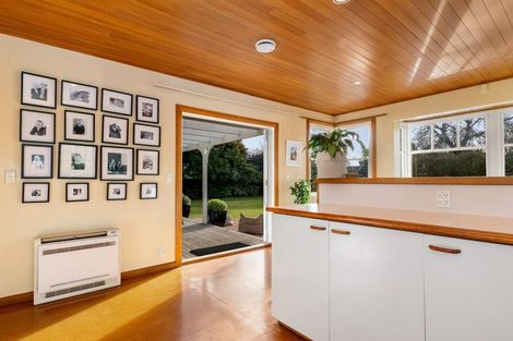 Photo of property in 186 Fendalton Road, Fendalton, Christchurch, 8052