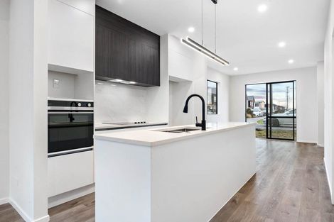 Photo of property in 3 Purapura Lane, Kumeu, 0810