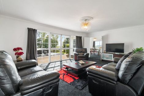 Photo of property in 10 Trig Road, Tuakau, 2694