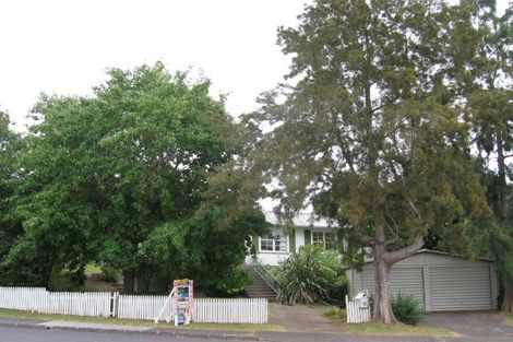 Photo of property in 15 Fairdale Place, Birkdale, Auckland, 0626