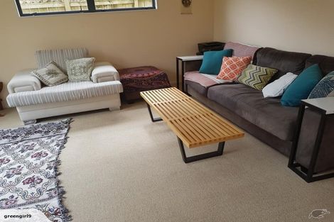 Photo of property in 12 Lone Tree Avenue, Te Atatu Peninsula, Auckland, 0610
