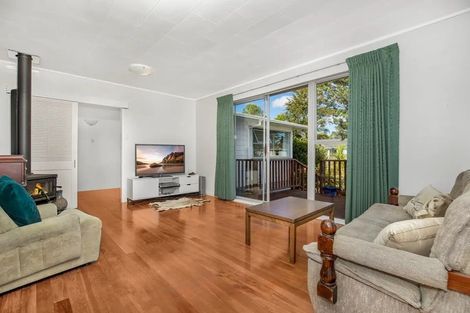 Photo of property in 10 Robert Allan Way, Pakuranga Heights, Auckland, 2010